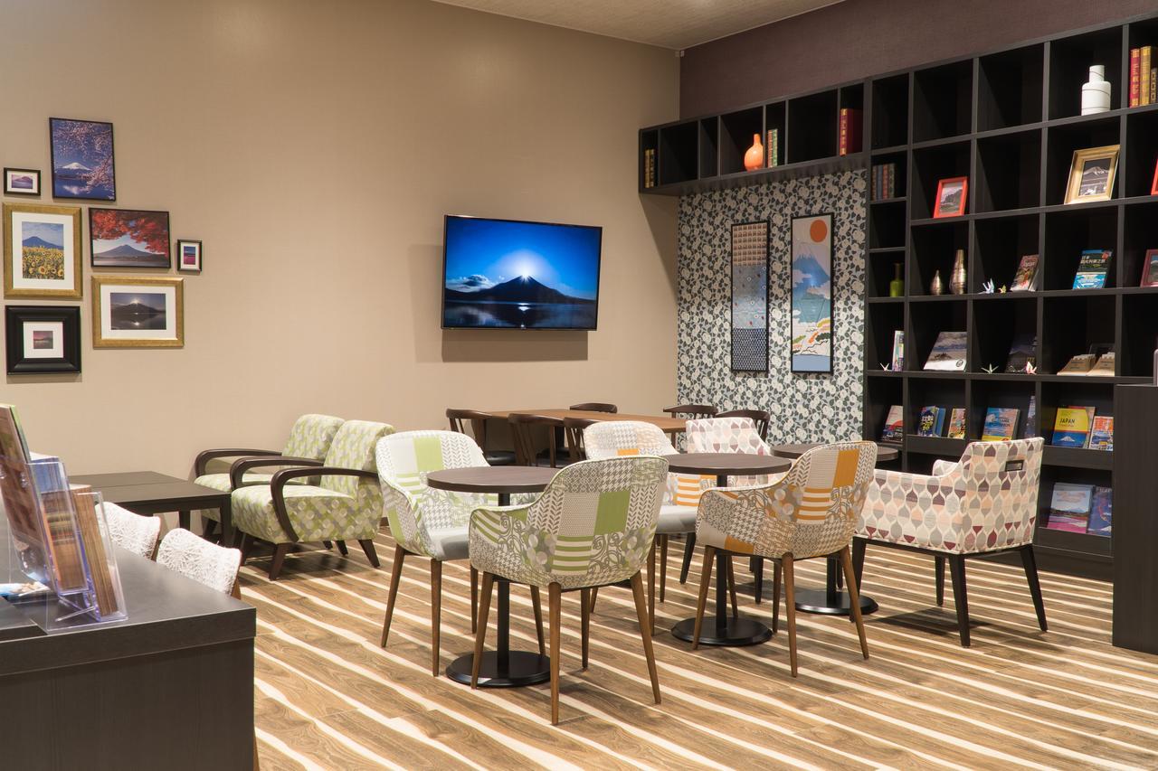 פוג'יקאוואגוצ'יקו Mt.Fuji Cabin & Lounge Highland Station Inn מראה חיצוני תמונה